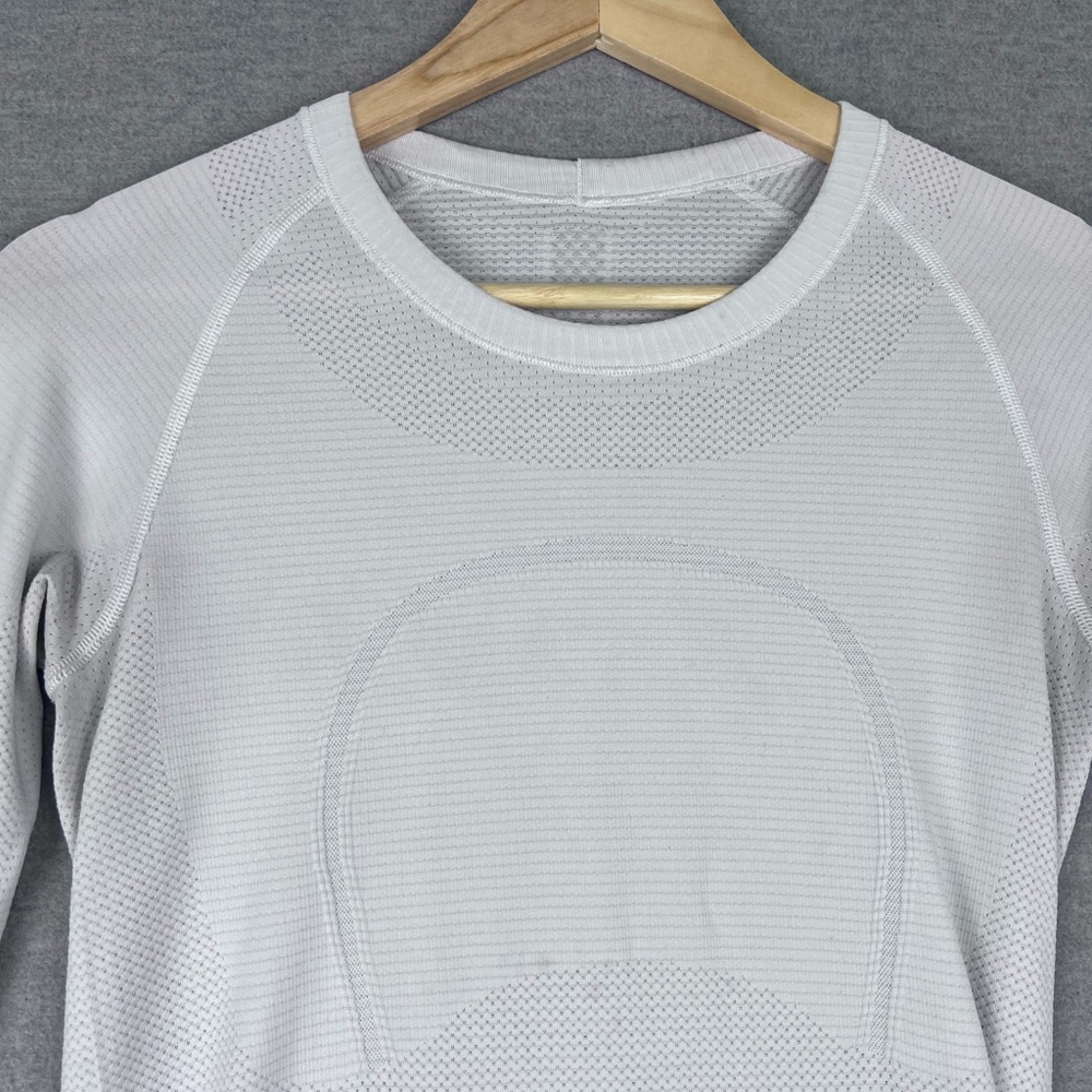 Lululemon Athletica Swift to‎ Stride White Long Sleeve Running Top Sz 6